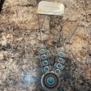 Vintage style necklace